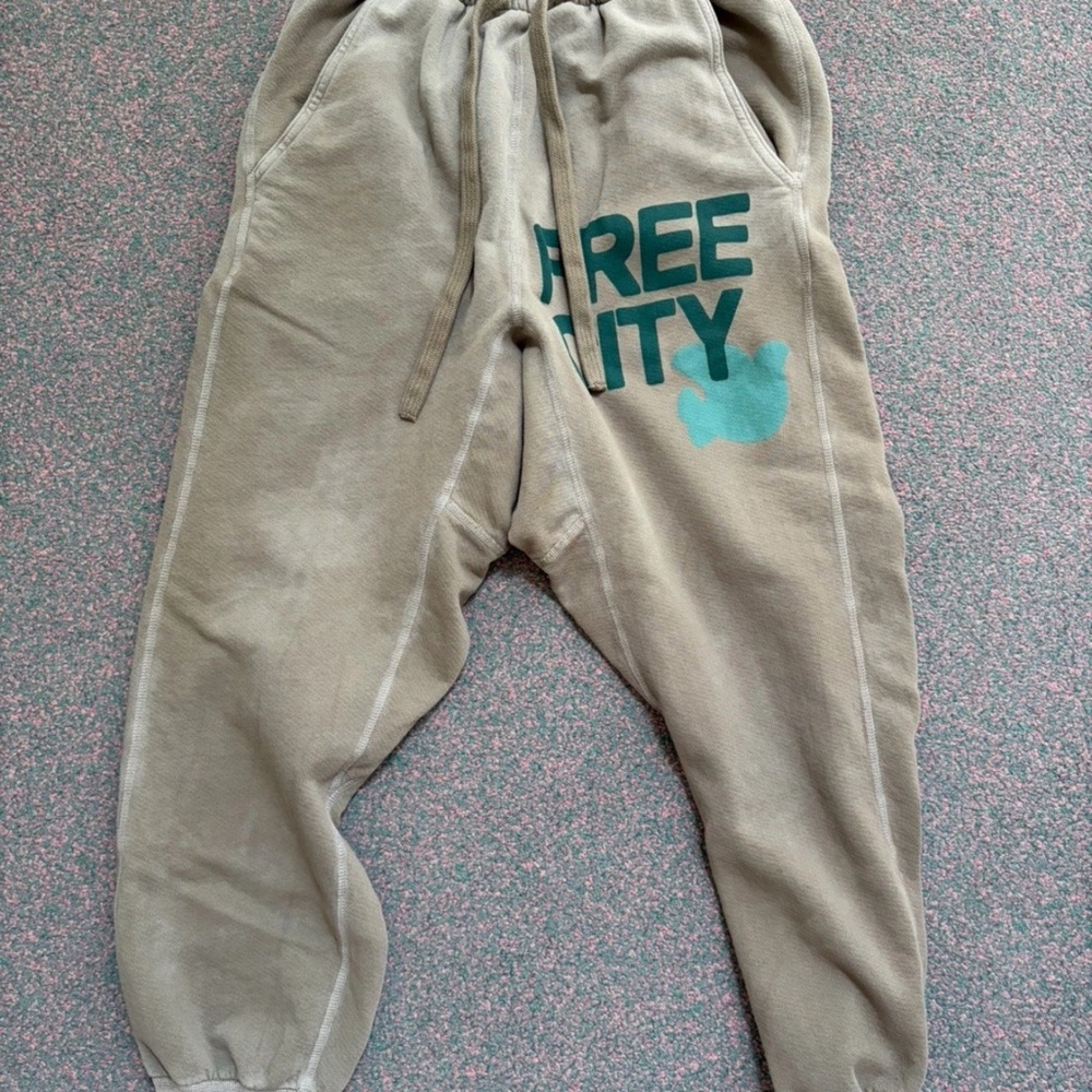 FREECITY Large Sunfades Pocket Sweatpants-Shrooms XS-S oversized $298 - Picture 5 of 7